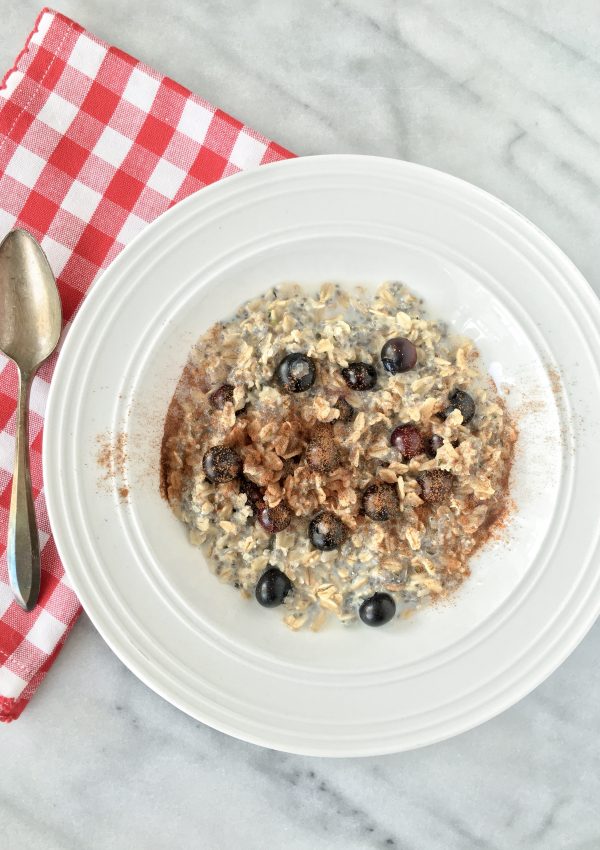 Embracing Fall with Blueberry Spiced Overnight Oats